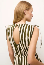 Load image into Gallery viewer, Eleanora Dress