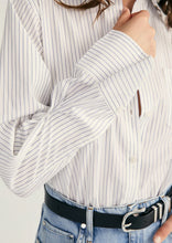 Load image into Gallery viewer, Wesley Blouse