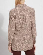 Load image into Gallery viewer, Schiffer with Contrast Fabric