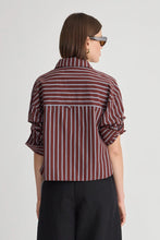 Load image into Gallery viewer, Cropped Isolde Button Down

