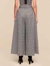 Load image into Gallery viewer, Lowen Paper Bag Pant
