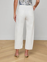 Load image into Gallery viewer, Mallis Bow Jean
