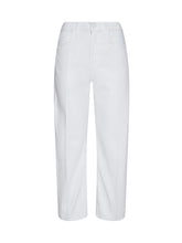 Load image into Gallery viewer, Mallis Bow Jean
