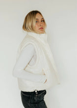 Load image into Gallery viewer, Alicia Puffer Vest
