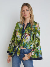 Load image into Gallery viewer, Charlize Bell Sleeve
