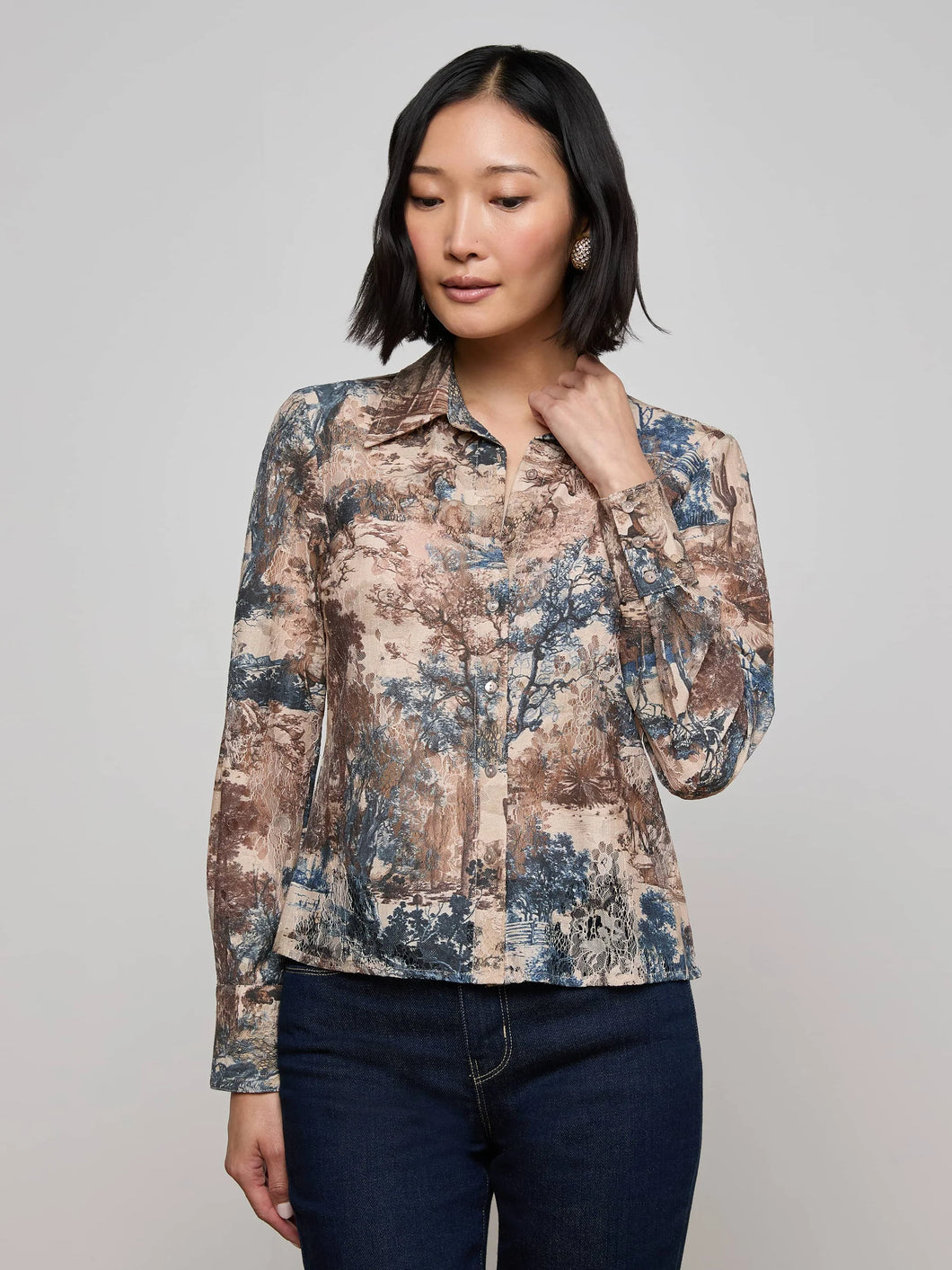 Maia Lace Button