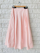 Load image into Gallery viewer, Elora Skirt
