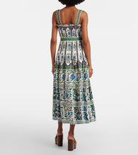 Load image into Gallery viewer, Manoela Belted maxi Dress
