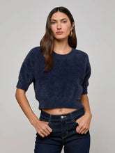 Load image into Gallery viewer, Guinevere S/S Crop Crew Neck

