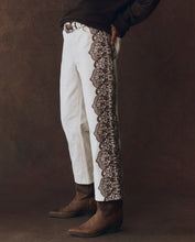 Load image into Gallery viewer, Lace print Wayne Jean
