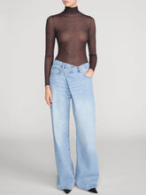Load image into Gallery viewer, Crossover Loose jean

