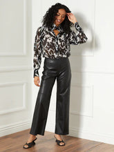 Load image into Gallery viewer, Faux leather pant
